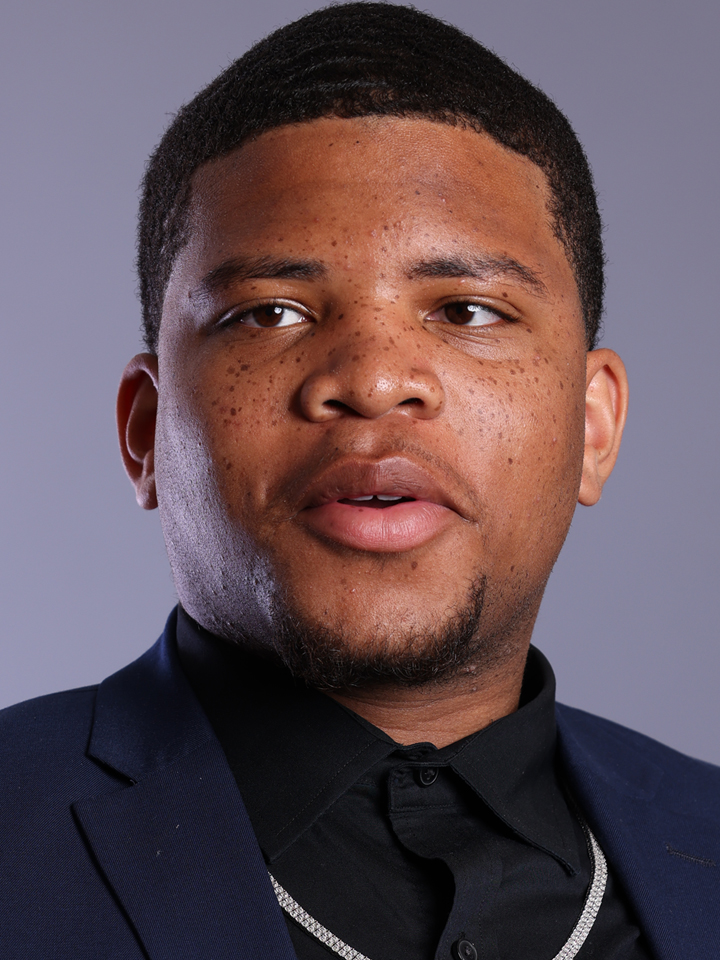 Ranyé Holmes ‘29